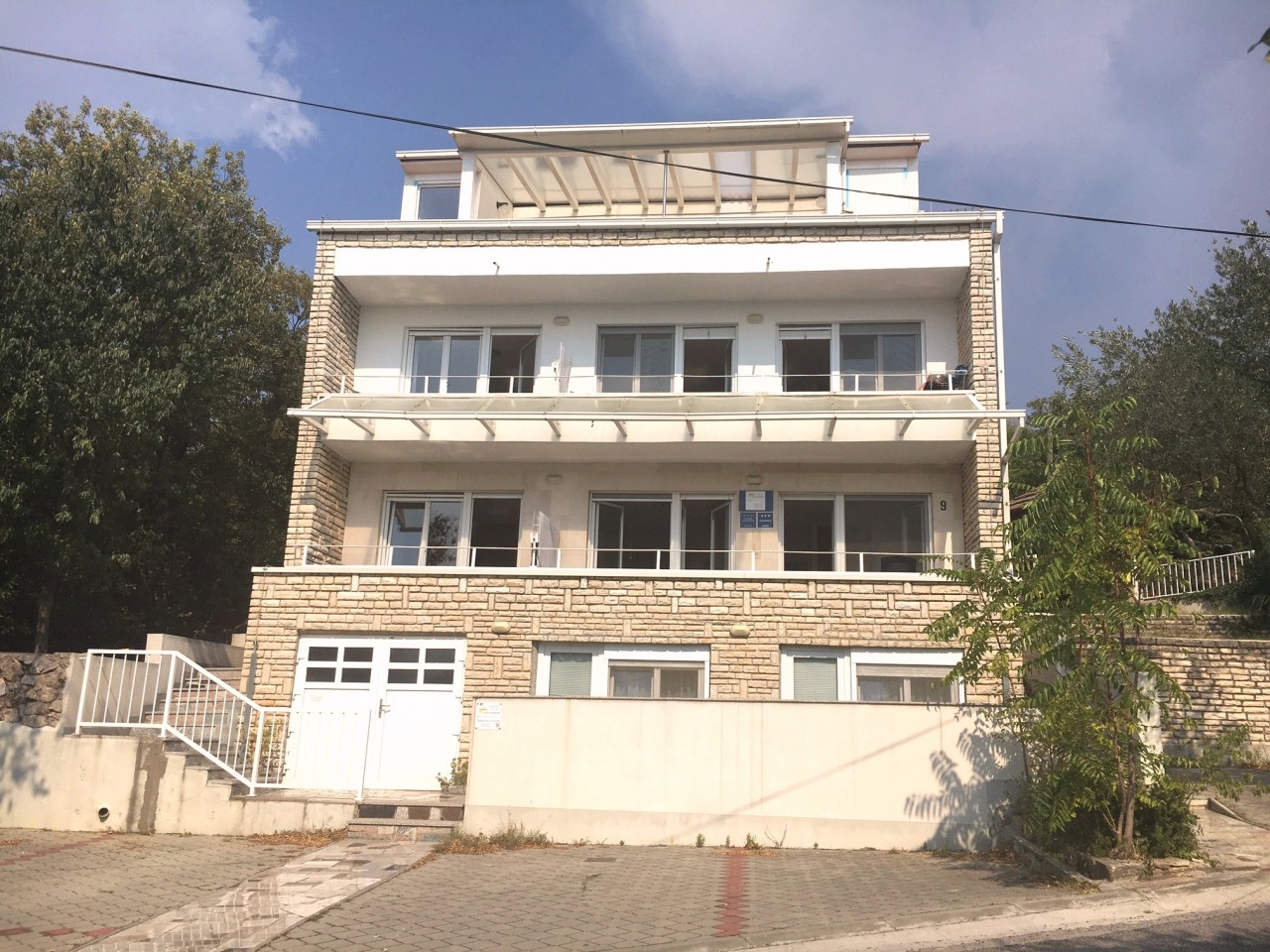 Apartments Dramalj / Crikvenica