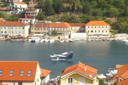 From Jelsa to Split by seaplane in 13 minutes