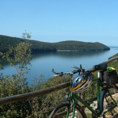 Lim Bay - Romualdo's Cave